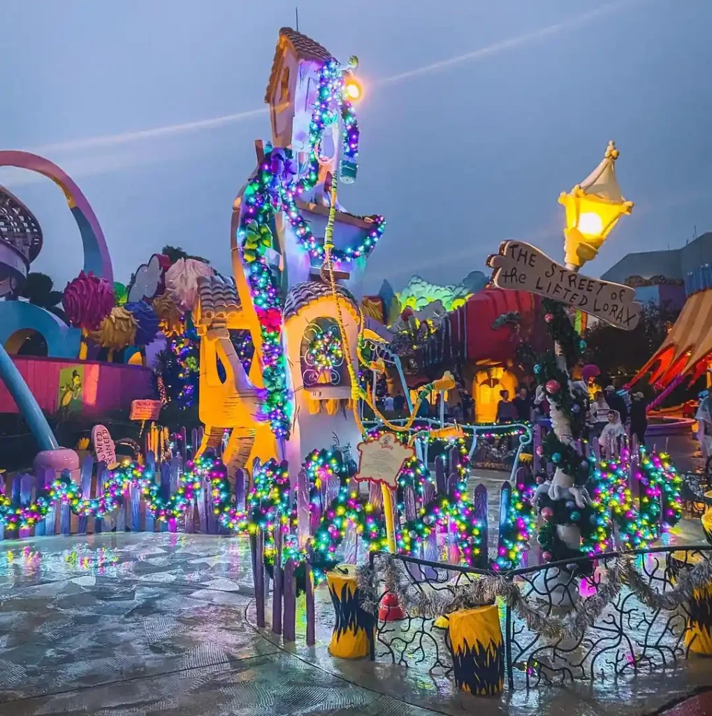 Dr Seuss decorations at Christmas in Universal Studios