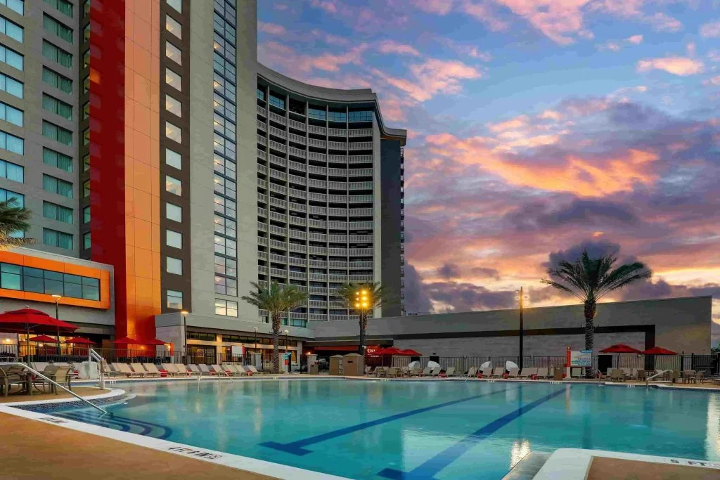drury hotel pool 